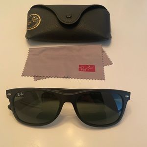 Ray Ban Wayfarer style sunglasses
